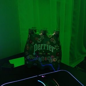 Perrier x Murakami colaboración